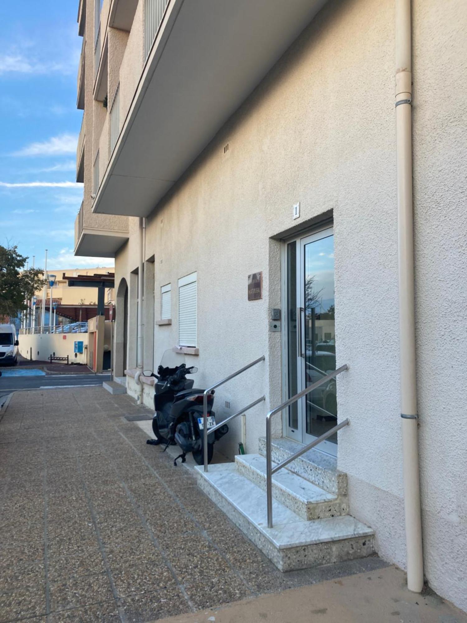 Superbe Studio A Canet En Roussillon Proche De La Plage Ngoại thất bức ảnh